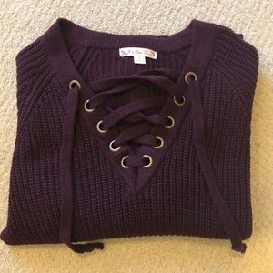Cross tie Sweater